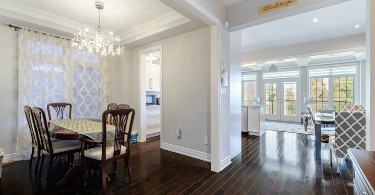 34 Alex Campbell Crescent, King, ON, L7B 0C2 - 5