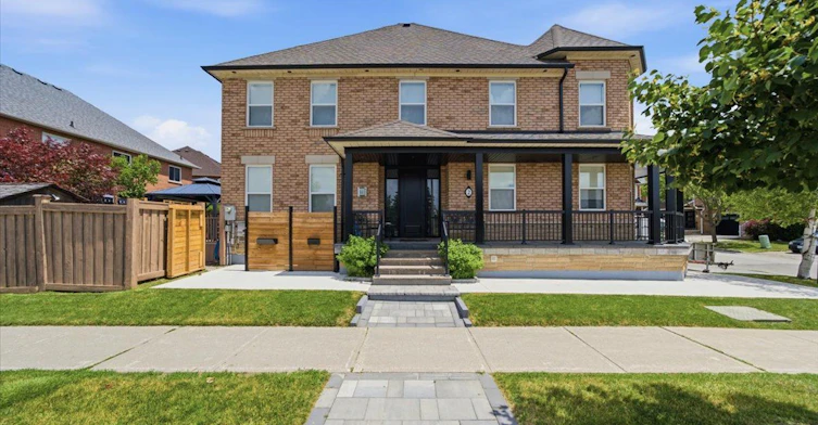 Lower-2 Hollywood Hill Circle, Vaughan, ON, L4H 2P7