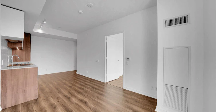 2002-1000 Portage Parkway, Vaughan, ON, L4K 0L1 - 8