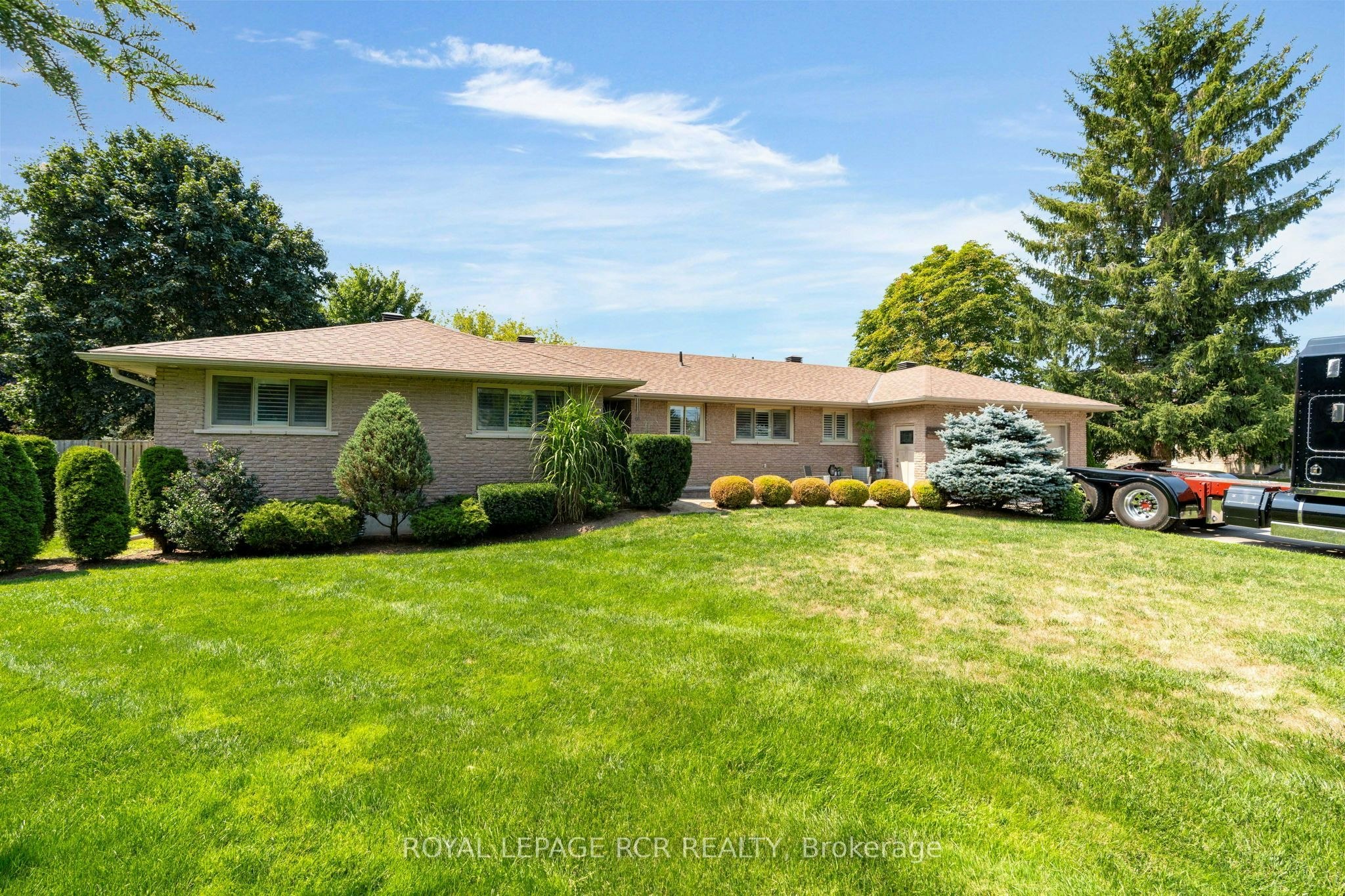 20 Douglas Drive, New Tecumseth, ON, L9R 1J9