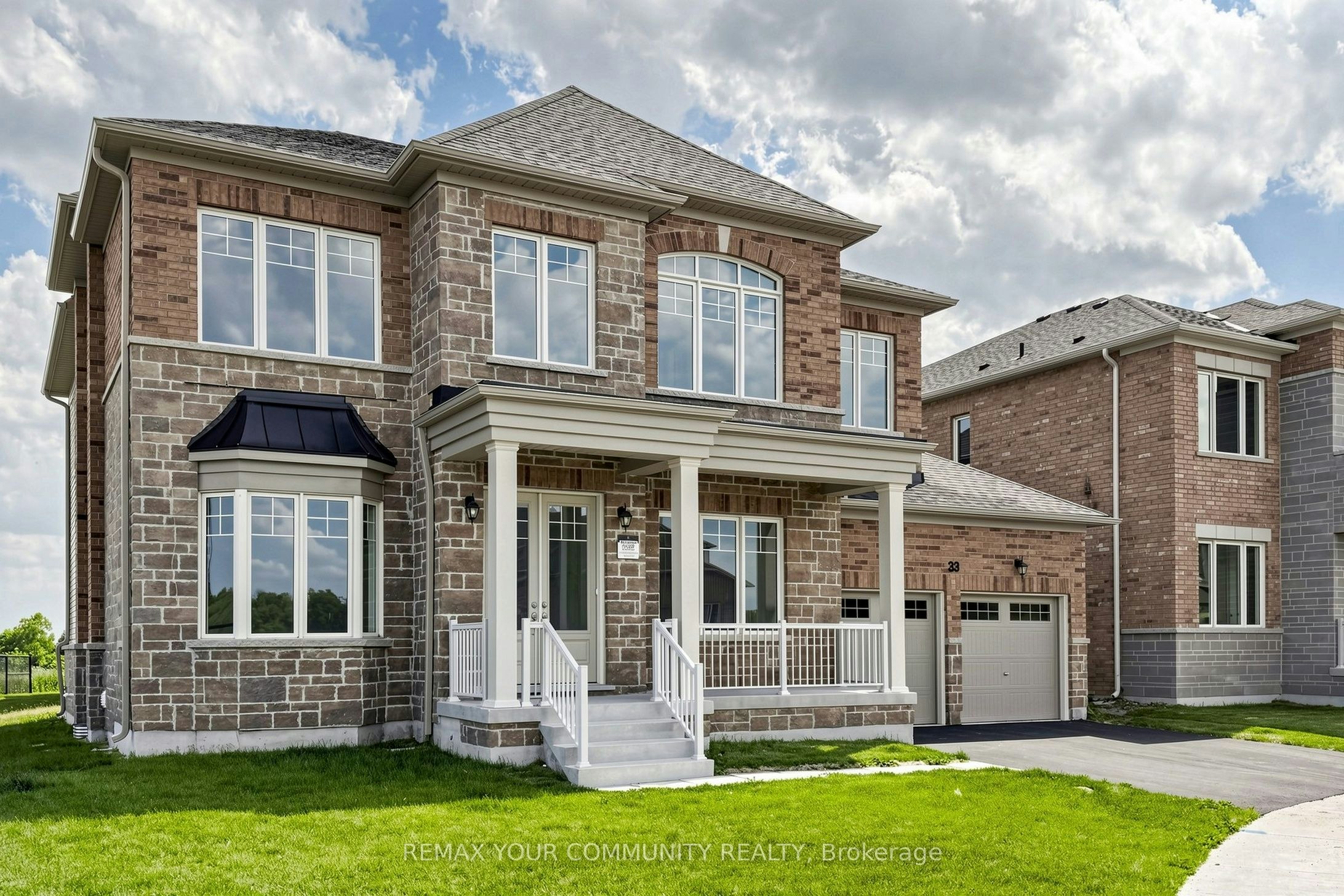 33 Lorrain Hand Crescent, Georgina, ON, L4P 0S9