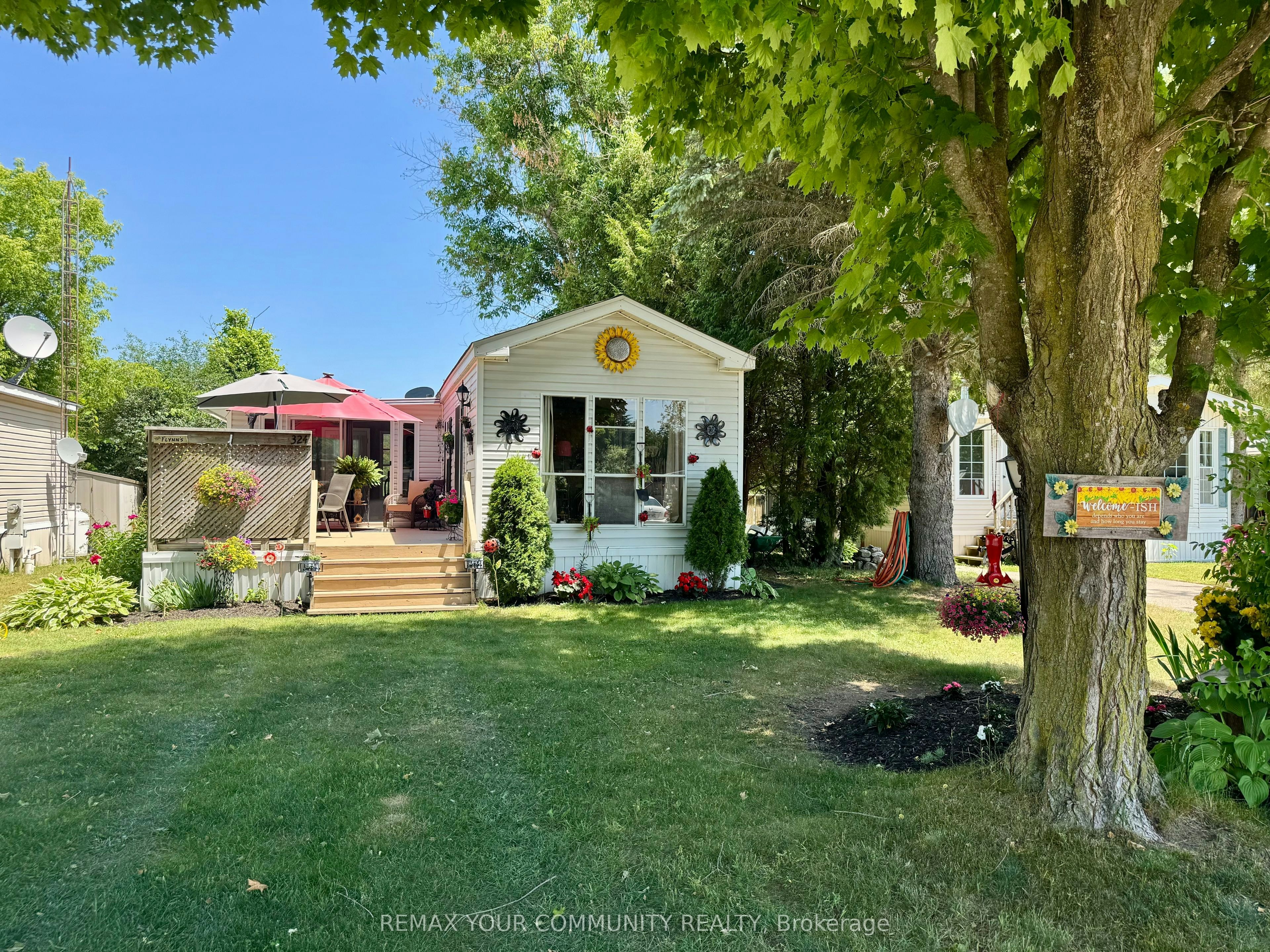 324-285 Crydermans Side Road, East Gwillimbury, ON, L0E 1A0