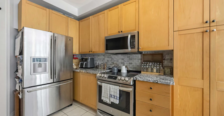23 Amberty Street, Vaughan, ON, L4J 8W6 - 10