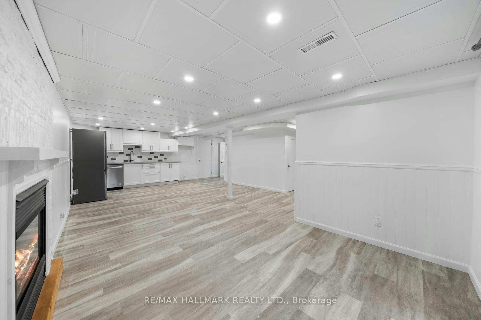 Ground-237 Osmond Crescent, Newmarket, ON, L3Y 7L3 - 4