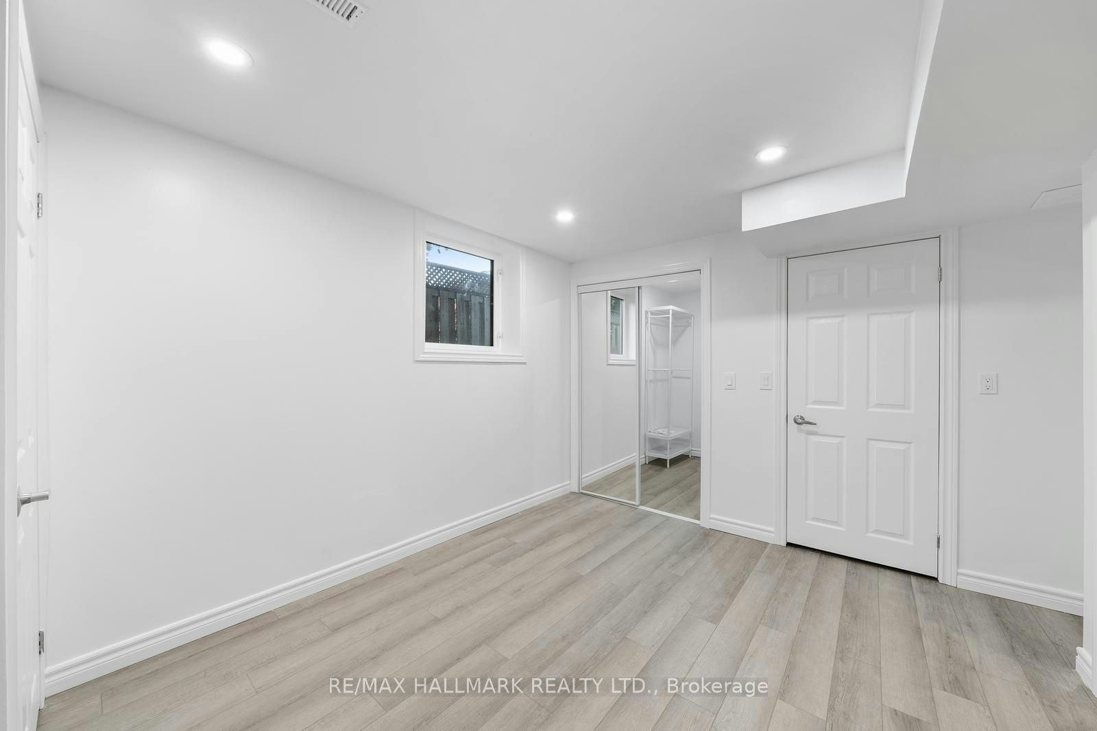 Ground-237 Osmond Crescent, Newmarket, ON, L3Y 7L3 - 12