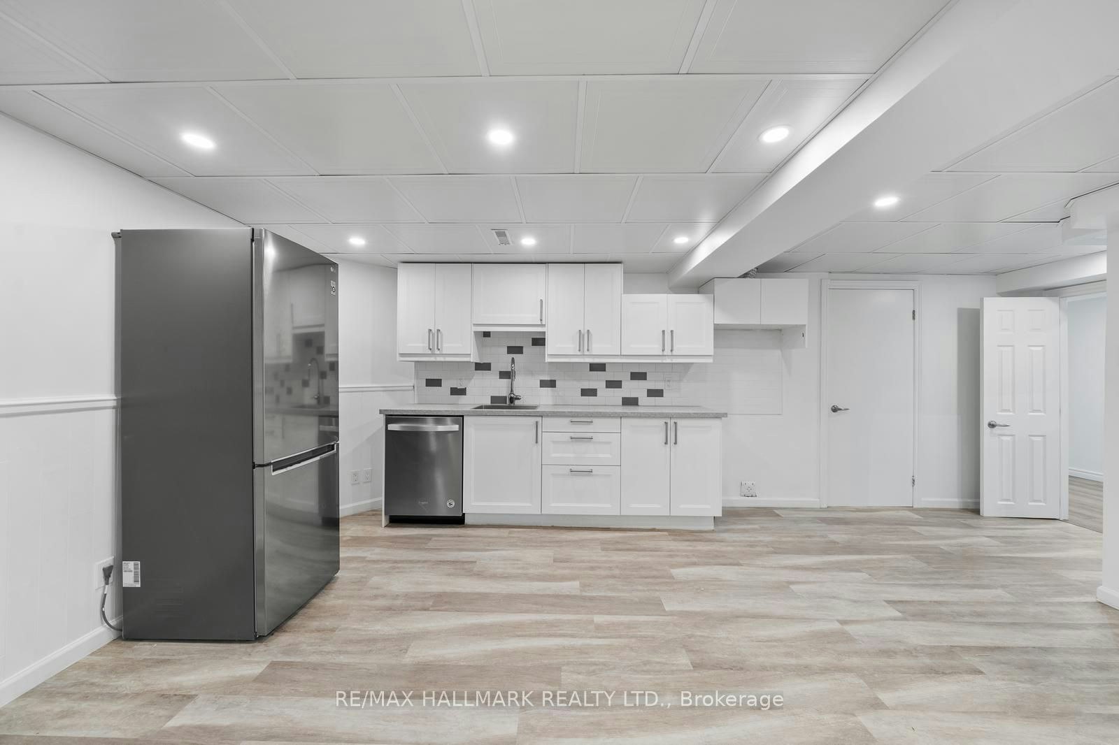 Ground-237 Osmond Crescent, Newmarket, ON, L3Y 7L3 - 5
