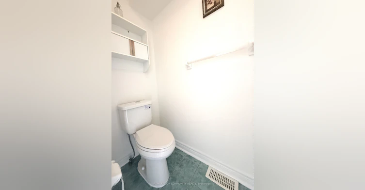 3 Sunway Square, Markham, ON, L3P 7X3 - 11