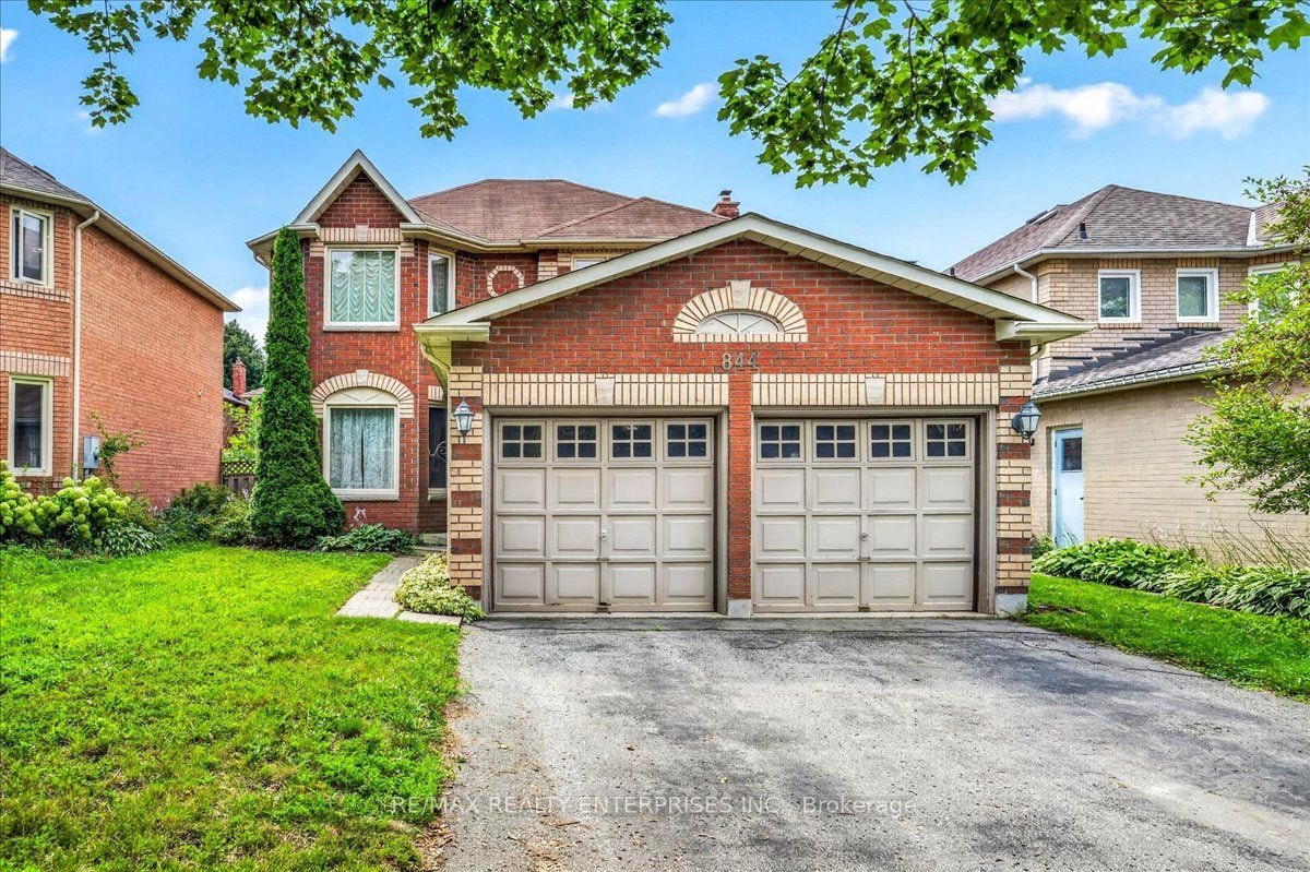 844 Hollander Road, Newmarket, ON, L3Y 8H4