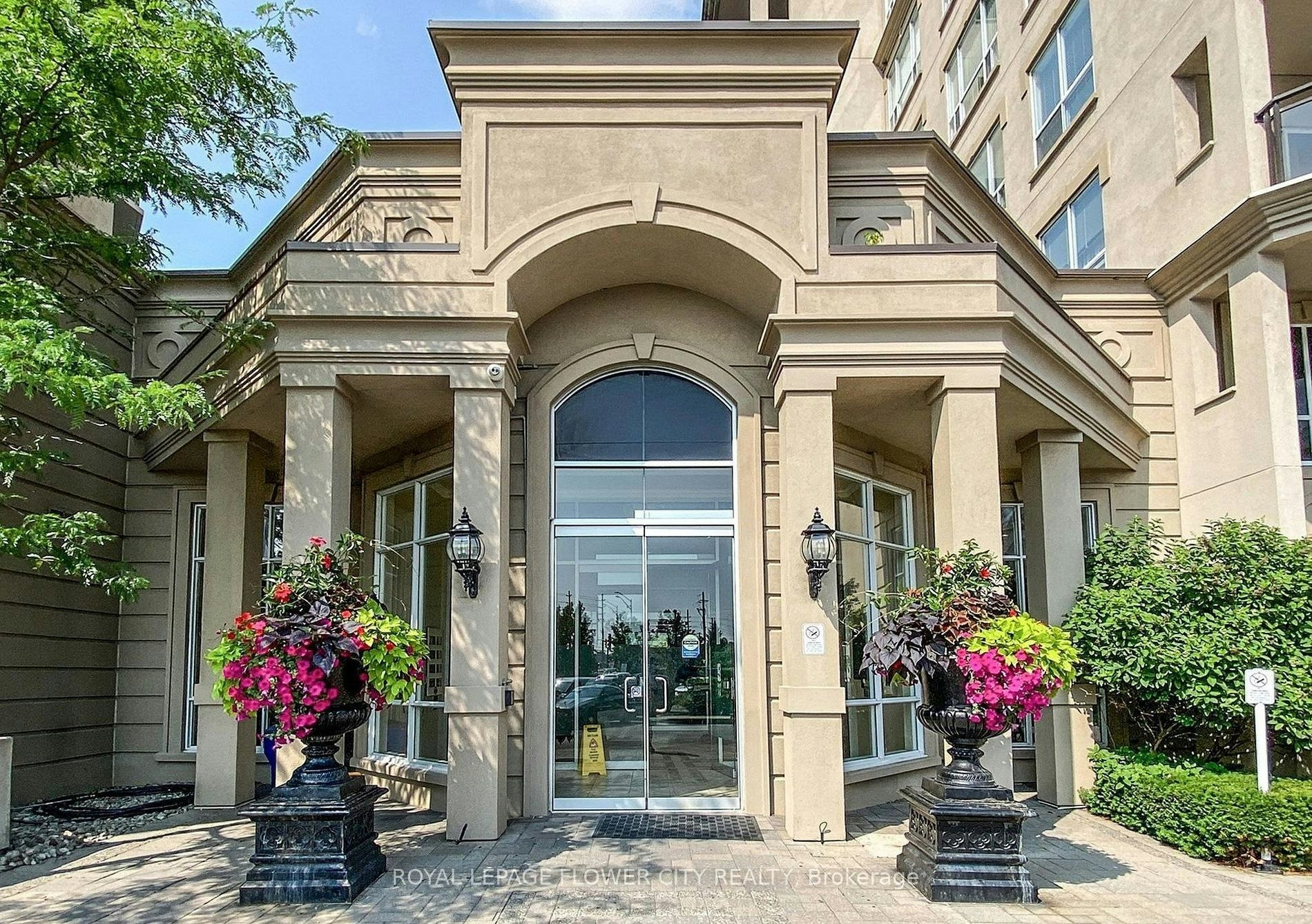 616-8 Maison Parc Court, Vaughan, ON, L4J 9K5 - 2