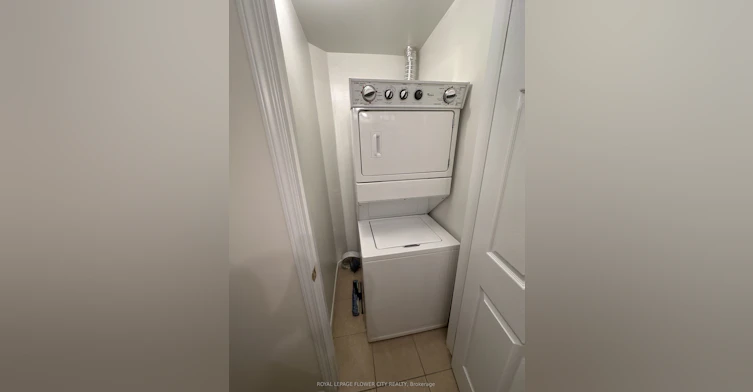 616-8 Maison Parc Court, Vaughan, ON, L4J 9K5 - 17
