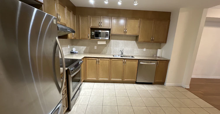 616-8 Maison Parc Court, Vaughan, ON, L4J 9K5 - 10