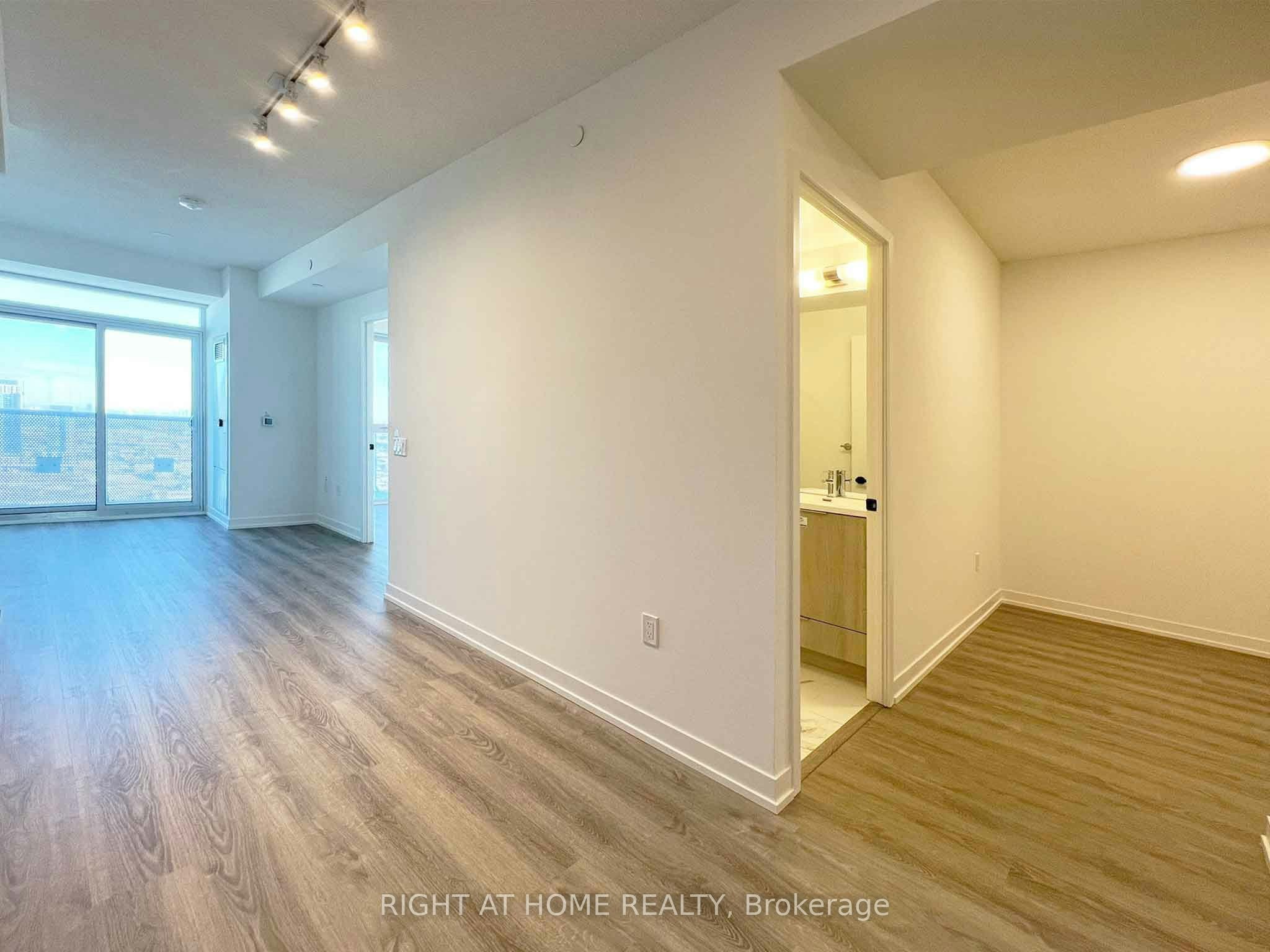3907-8 Interchange Way, Vaughan, ON, L4K 0R2 - 5