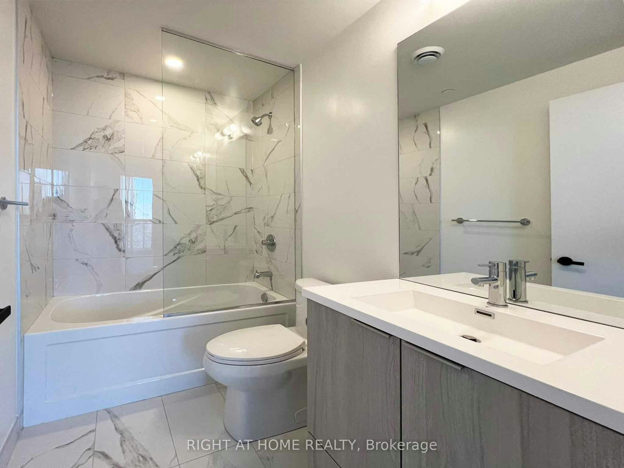 3907-8 Interchange Way, Vaughan, ON, L4K 0R2 - 8
