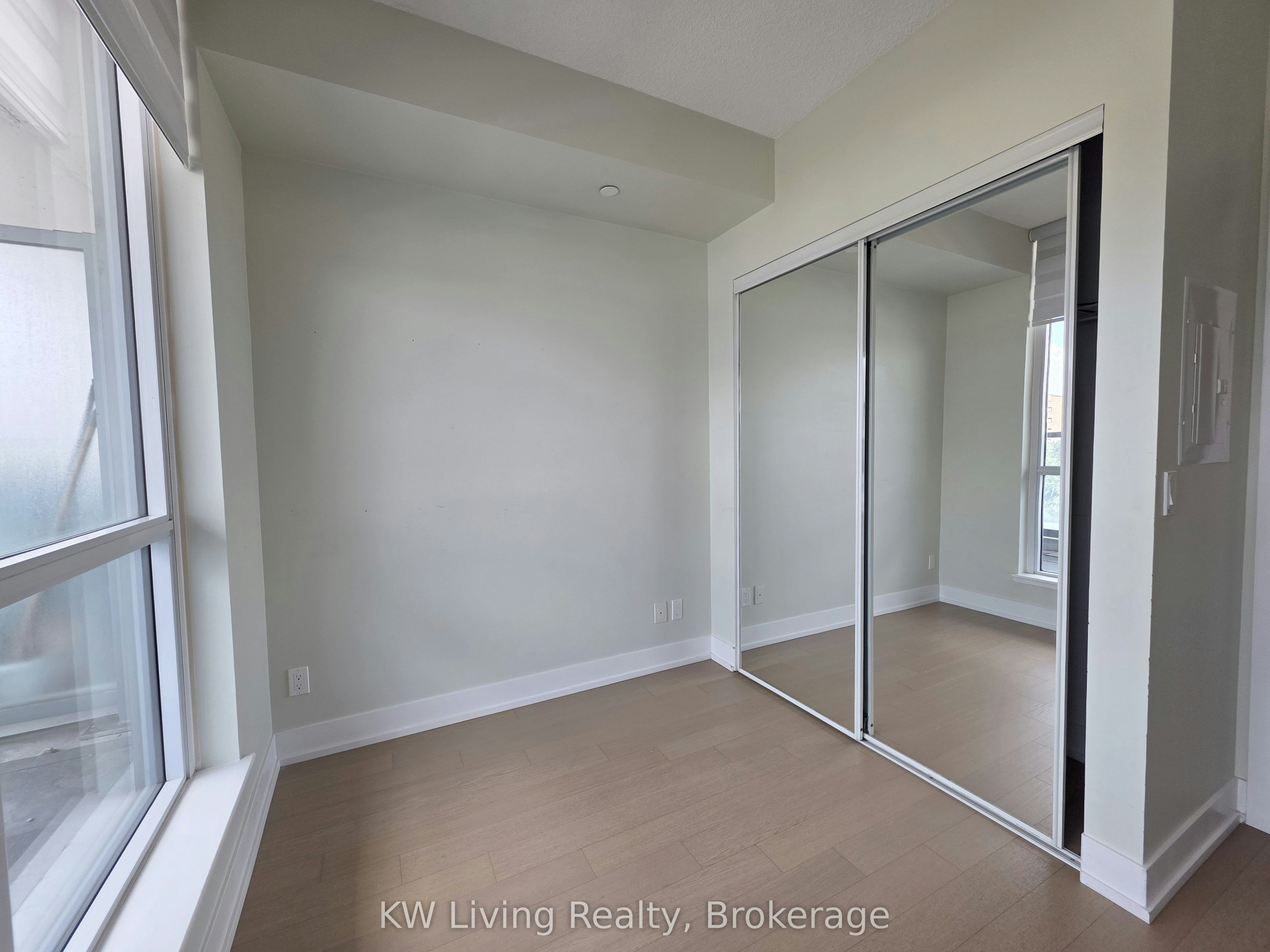 642-9471 Yonge Street, Richmond Hill, ON, L4C 0Z5 - 21