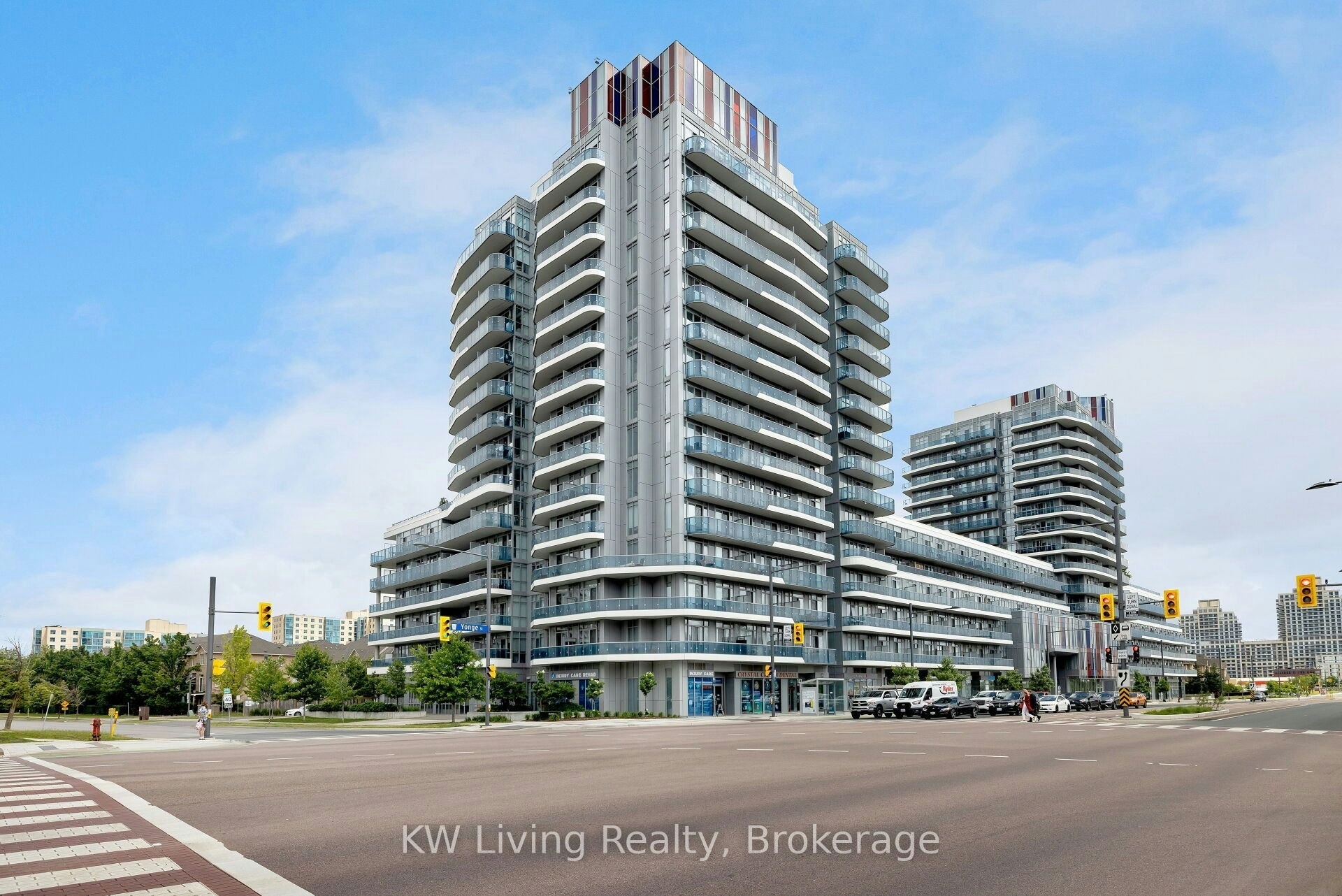 642-9471 Yonge Street, Richmond Hill, ON, L4C 0Z5