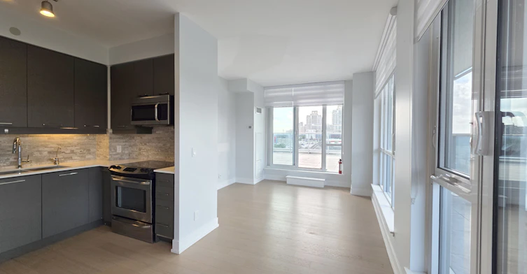 642-9471 Yonge Street, Richmond Hill, ON, L4C 0Z5 - 4