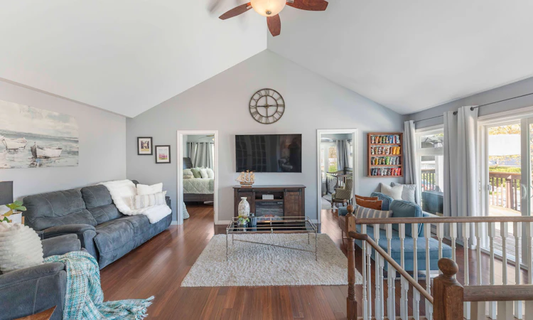 39 Franklin Beach Road