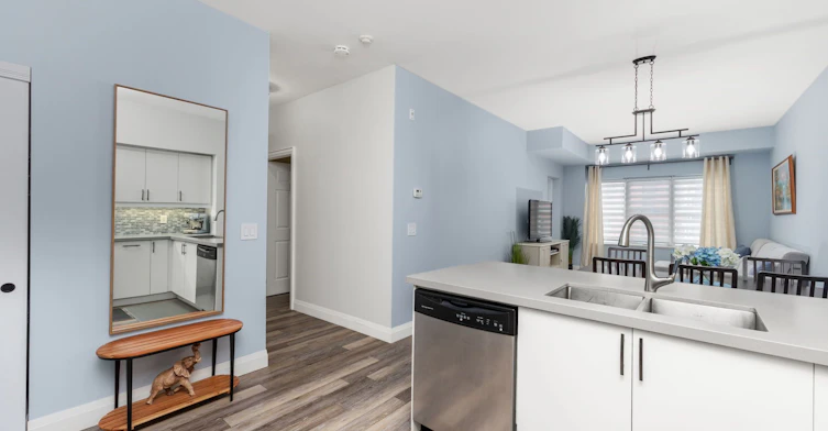 202-9973 Keele Street, Vaughan, ON, L6A 3Y5 - 5