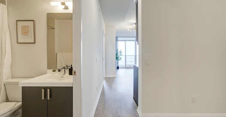 1716-7895 Jane Street, Vaughan, ON, L4K 0K2 - 2