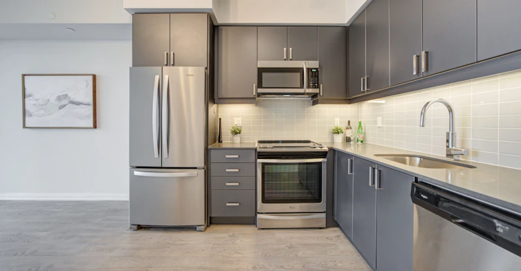 1716-7895 Jane Street, Vaughan, ON, L4K 0K2 - 9