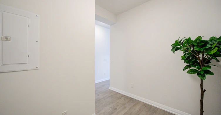 1716-7895 Jane Street, Vaughan, ON, L4K 0K2 - 8