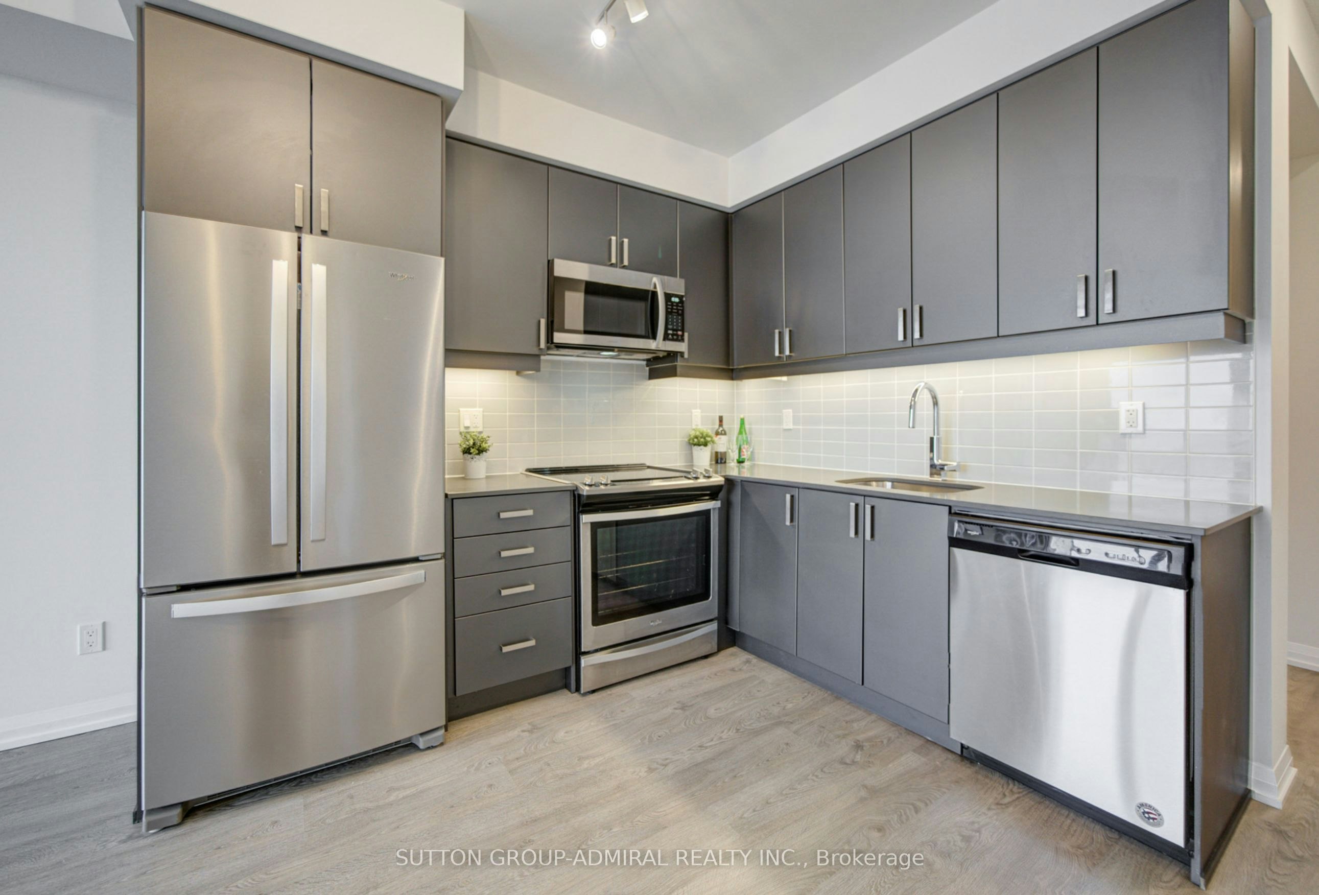 1716-7895 Jane Street, Vaughan, ON, L4K 0K2 - 11