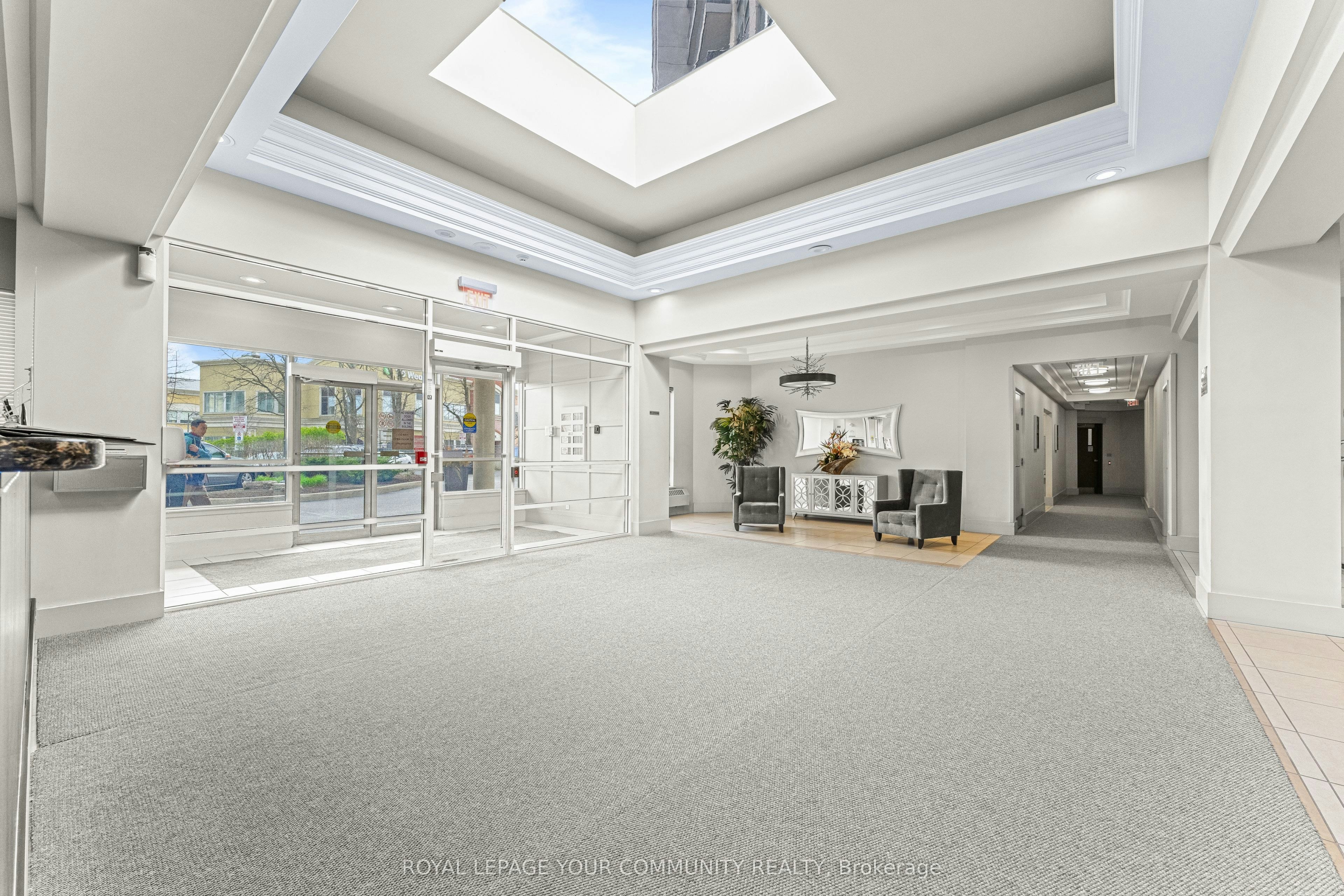215-50 Disera Drive, Vaughan, ON, L4J 9E9 - 31