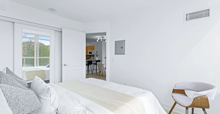 215-50 Disera Drive, Vaughan, ON, L4J 9E9 - 16