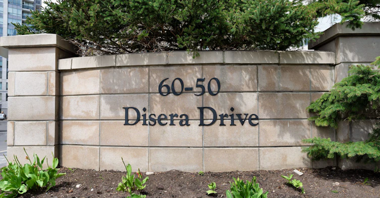 215-50 Disera Drive, Vaughan, ON, L4J 9E9 - 3