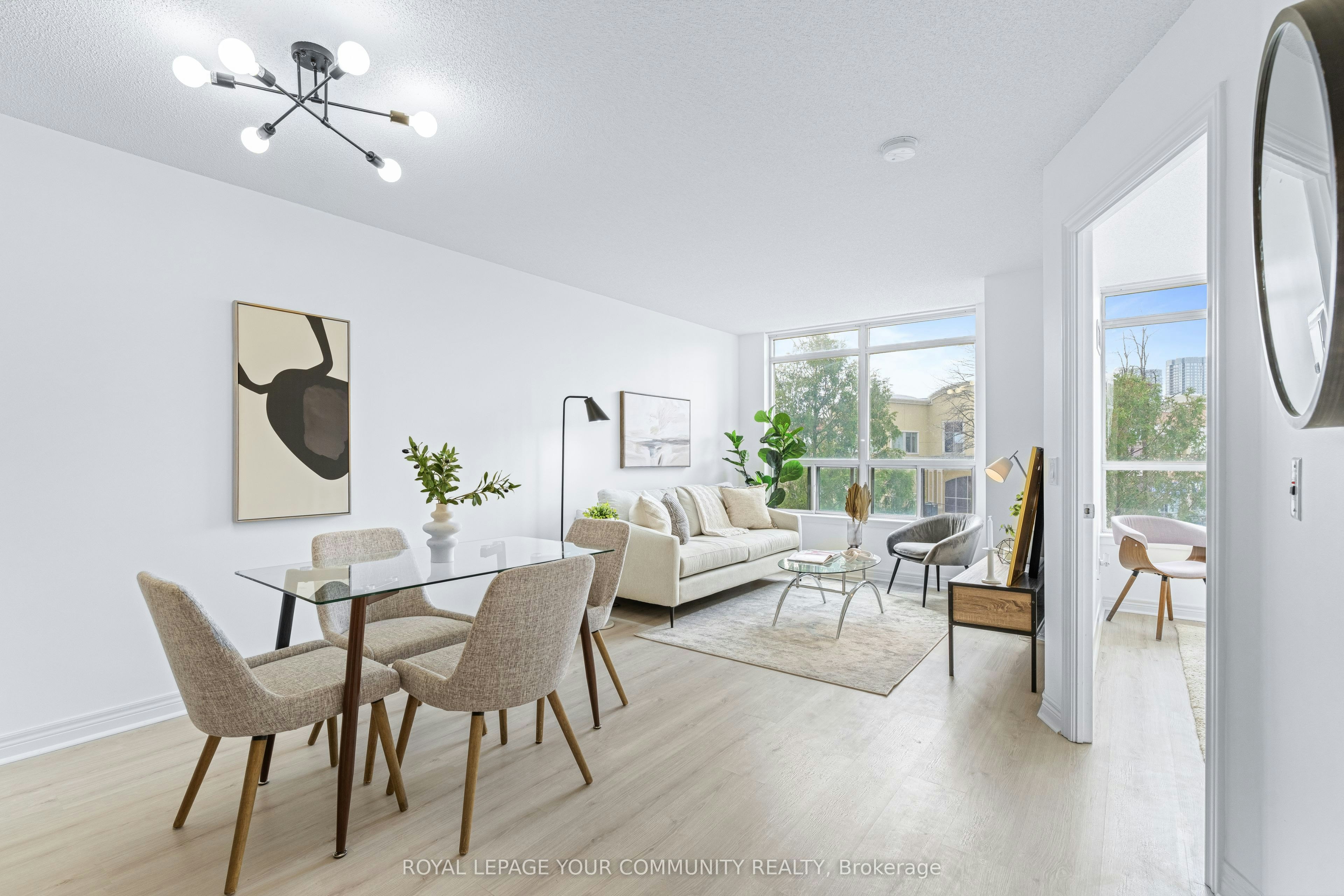 215-50 Disera Drive, Vaughan, ON, L4J 9E9