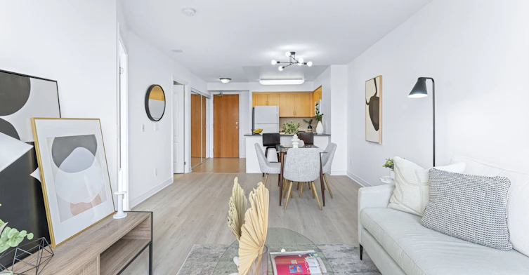 215-50 Disera Drive, Vaughan, ON, L4J 9E9 - 12