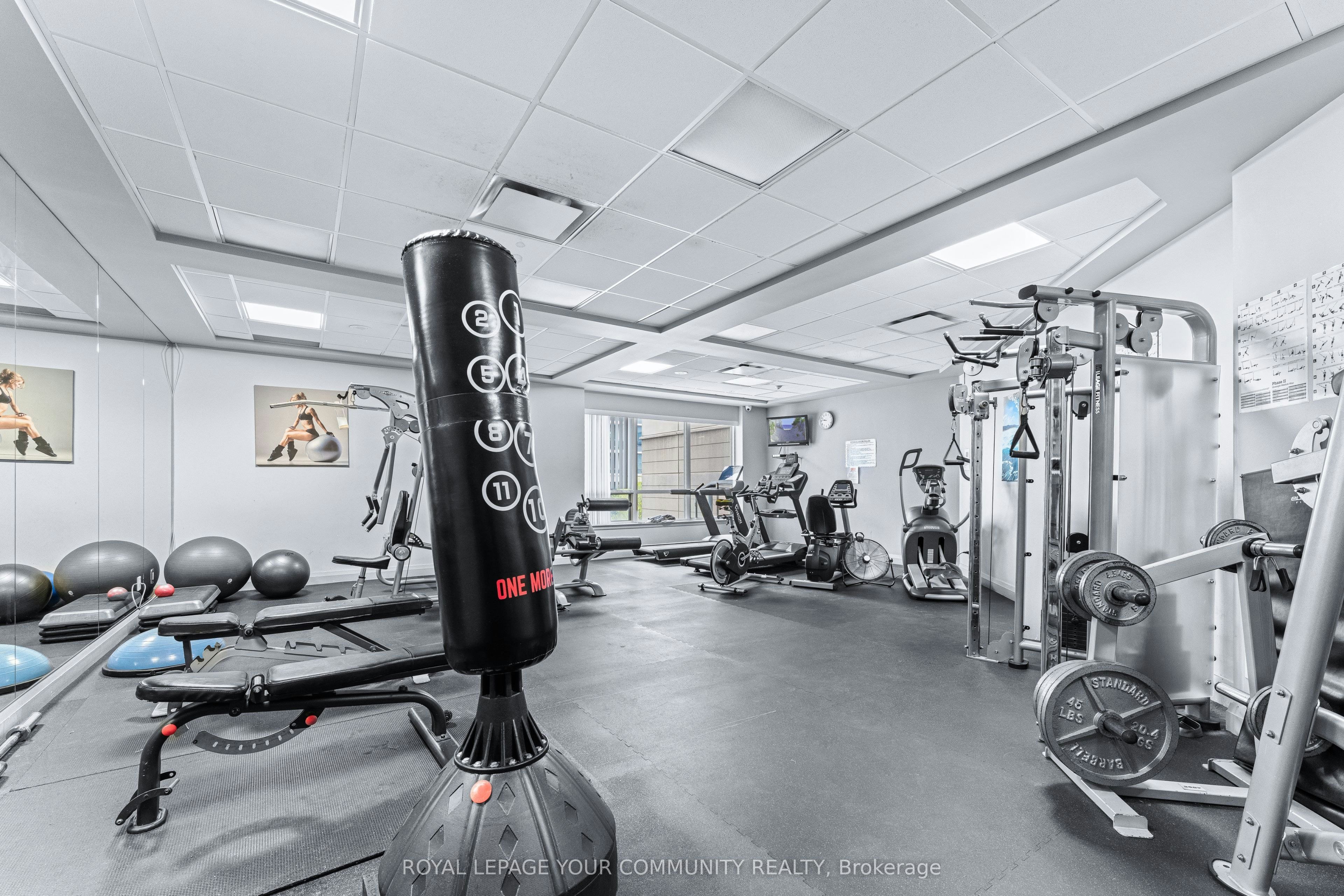 215-50 Disera Drive, Vaughan, ON, L4J 9E9 - 37