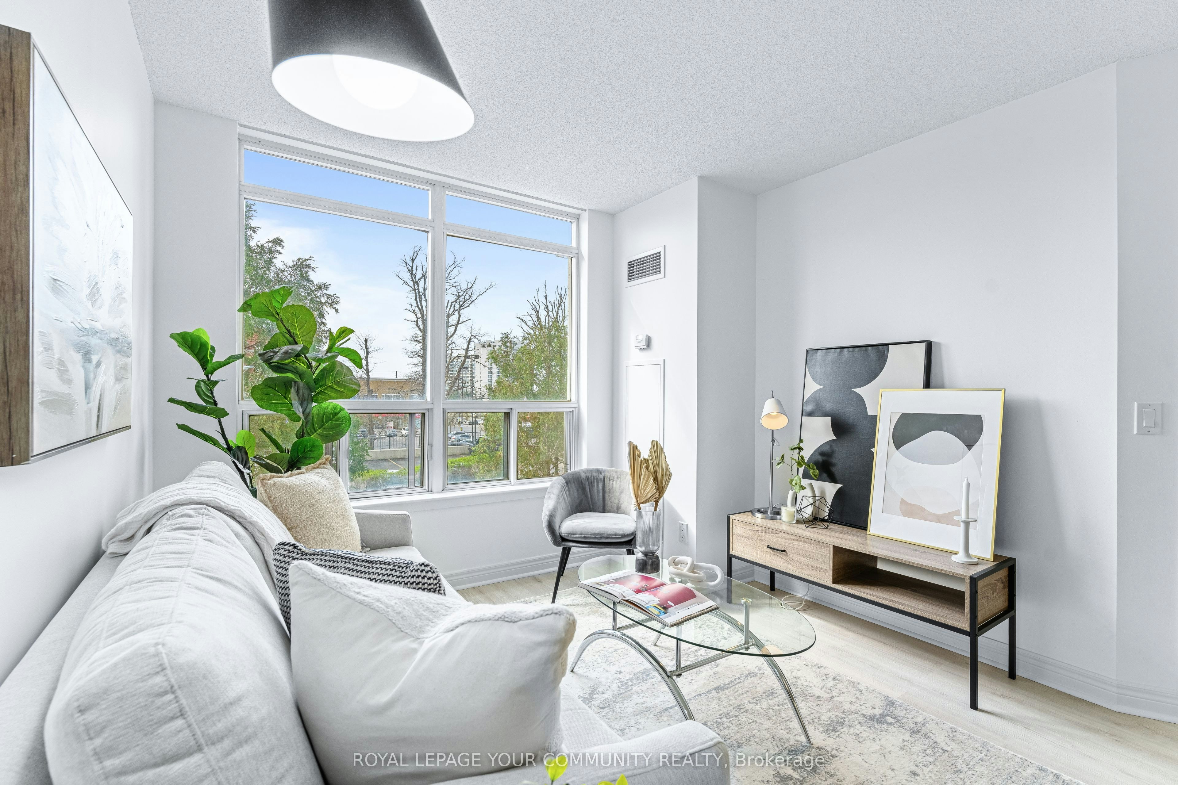 215-50 Disera Drive, Vaughan, ON, L4J 9E9 - 8