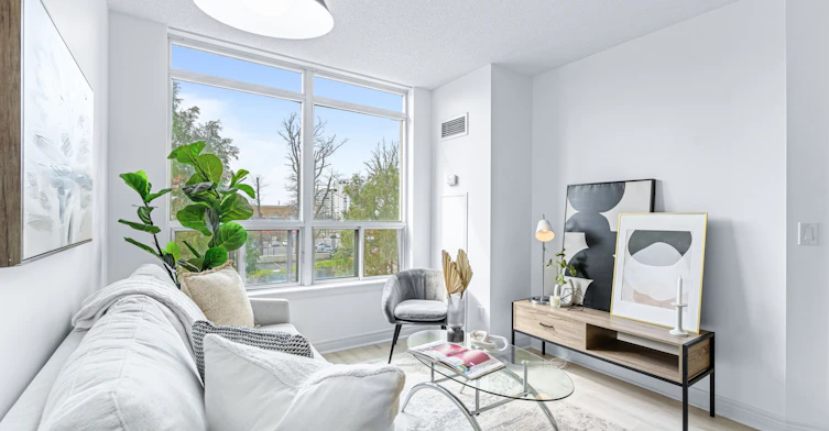 215-50 Disera Drive, Vaughan, ON, L4J 9E9 - 8