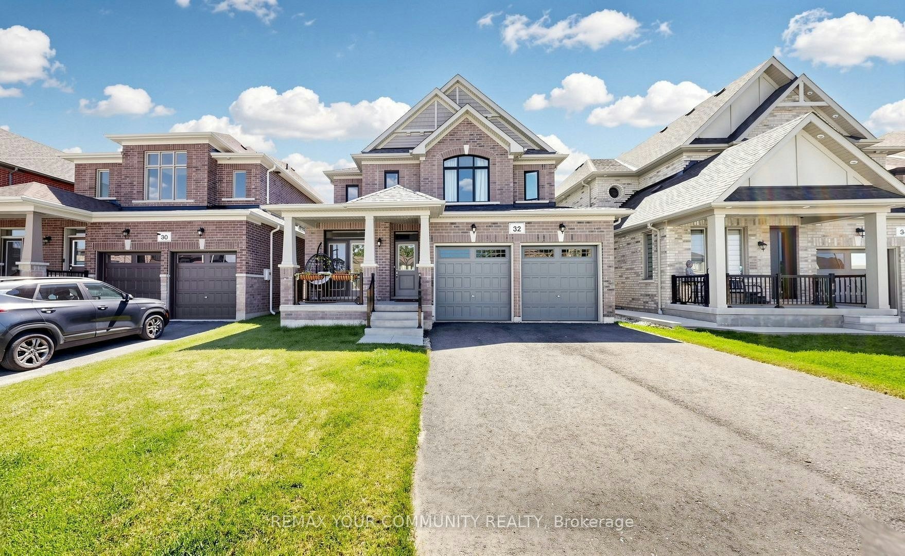 32 Baycroft Boulevard, Essa, ON, L0M 1B5