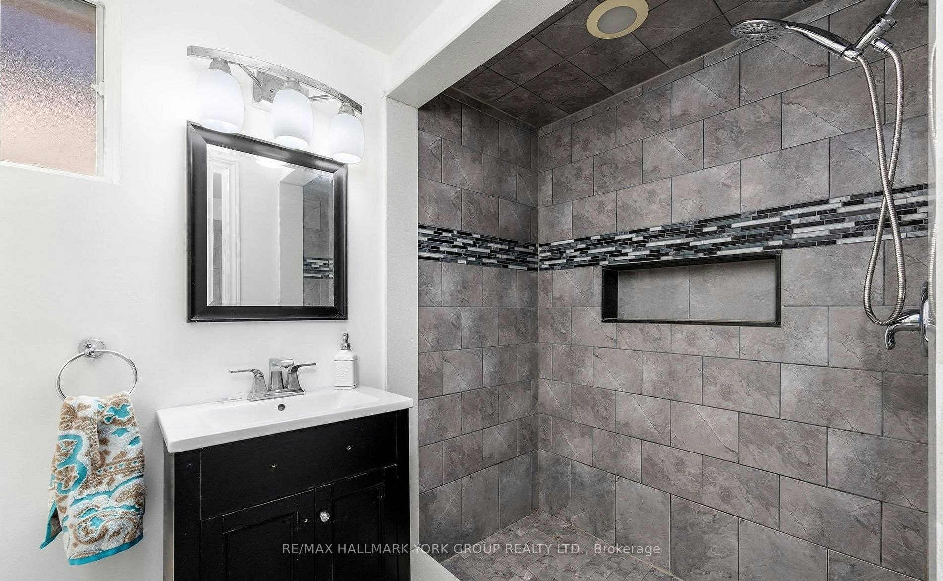 79 Maplegrove Avenue, Bradford West Gwillimbury, ON, L3Z 1R9 - 26