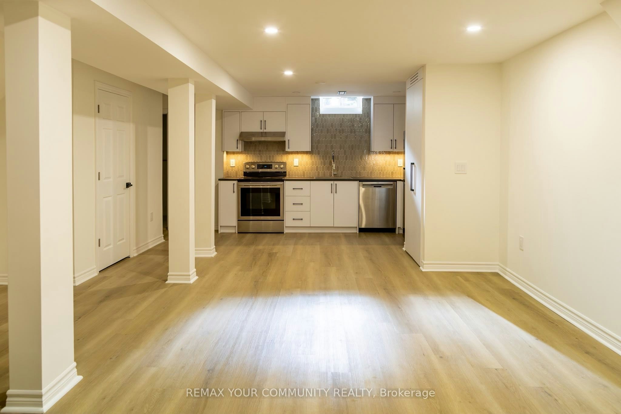 241 Orchards Heights Boulevard, Aurora, ON, L4G 5A2