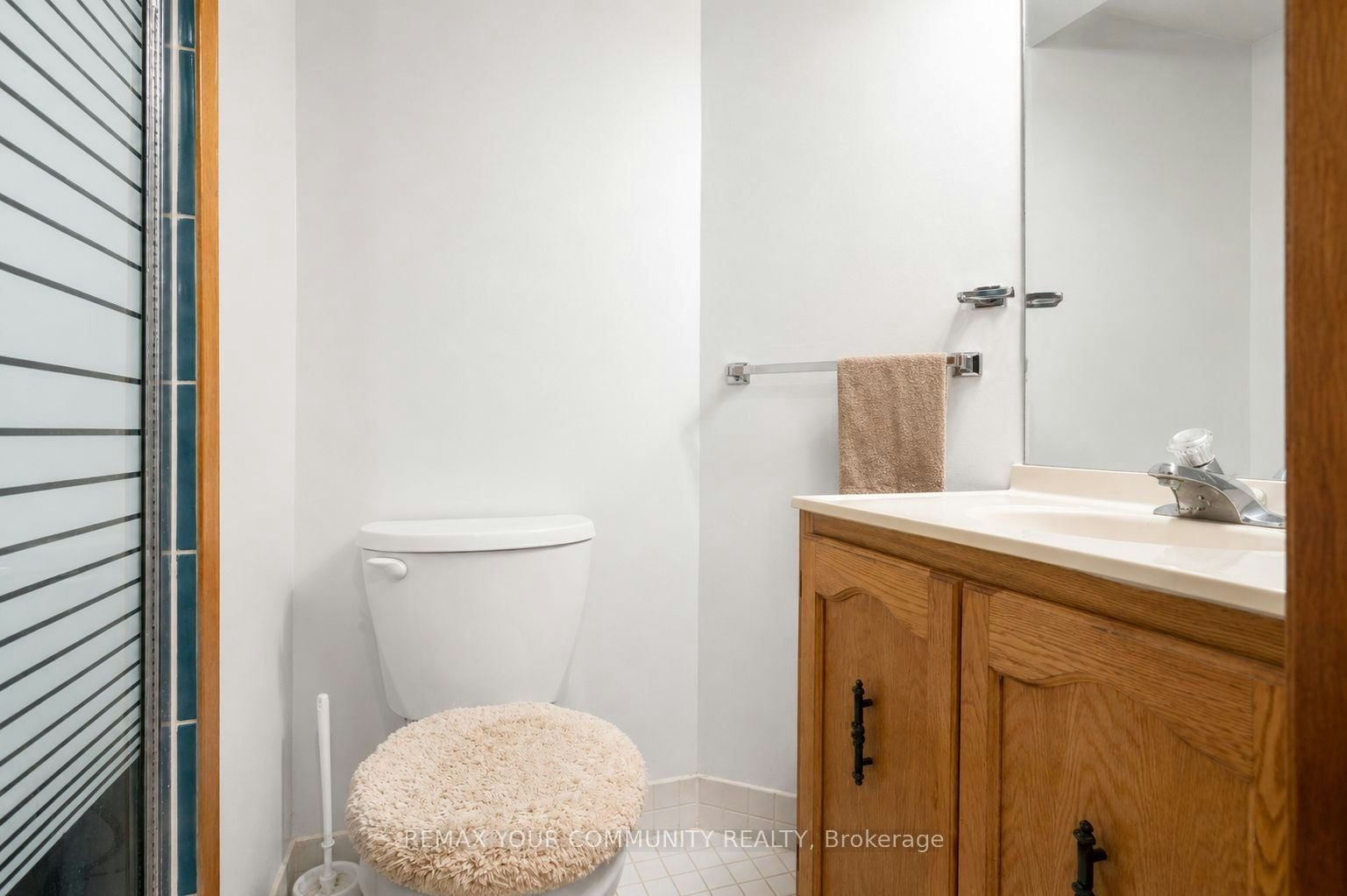 Lower Unit-14 Webster Drive, Aurora, ON, L4G 2A5 - 8