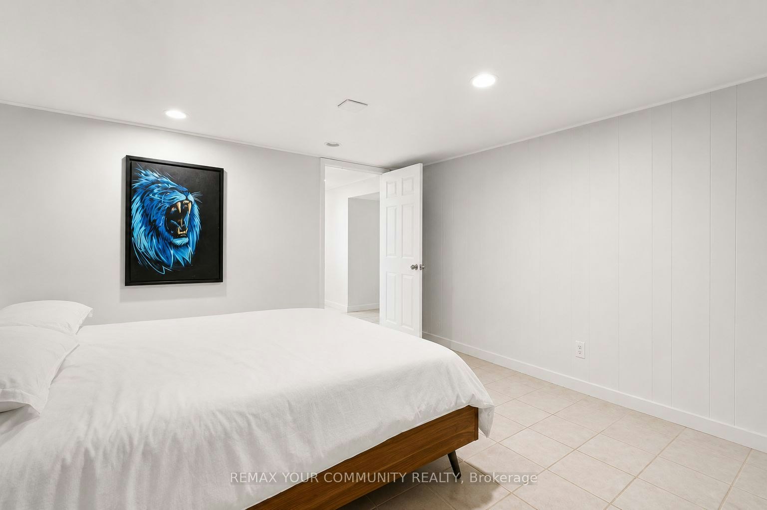 Lower Unit-14 Webster Drive, Aurora, ON, L4G 2A5 - 7