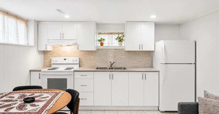 Lower Unit-14 Webster Drive, Aurora, ON, L4G 2A5 - 4