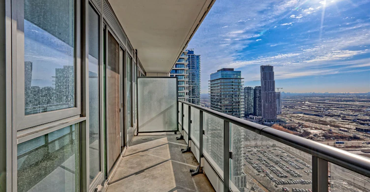 3707-898 Portage Parkway, Vaughan, ON, L4K 0J6 - 11