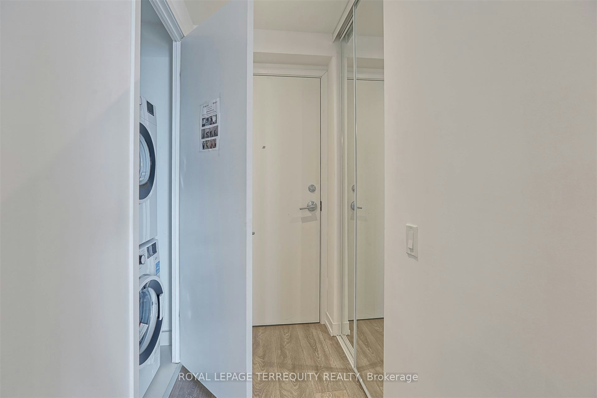 3707-898 Portage Parkway, Vaughan, ON, L4K 0J6 - 2