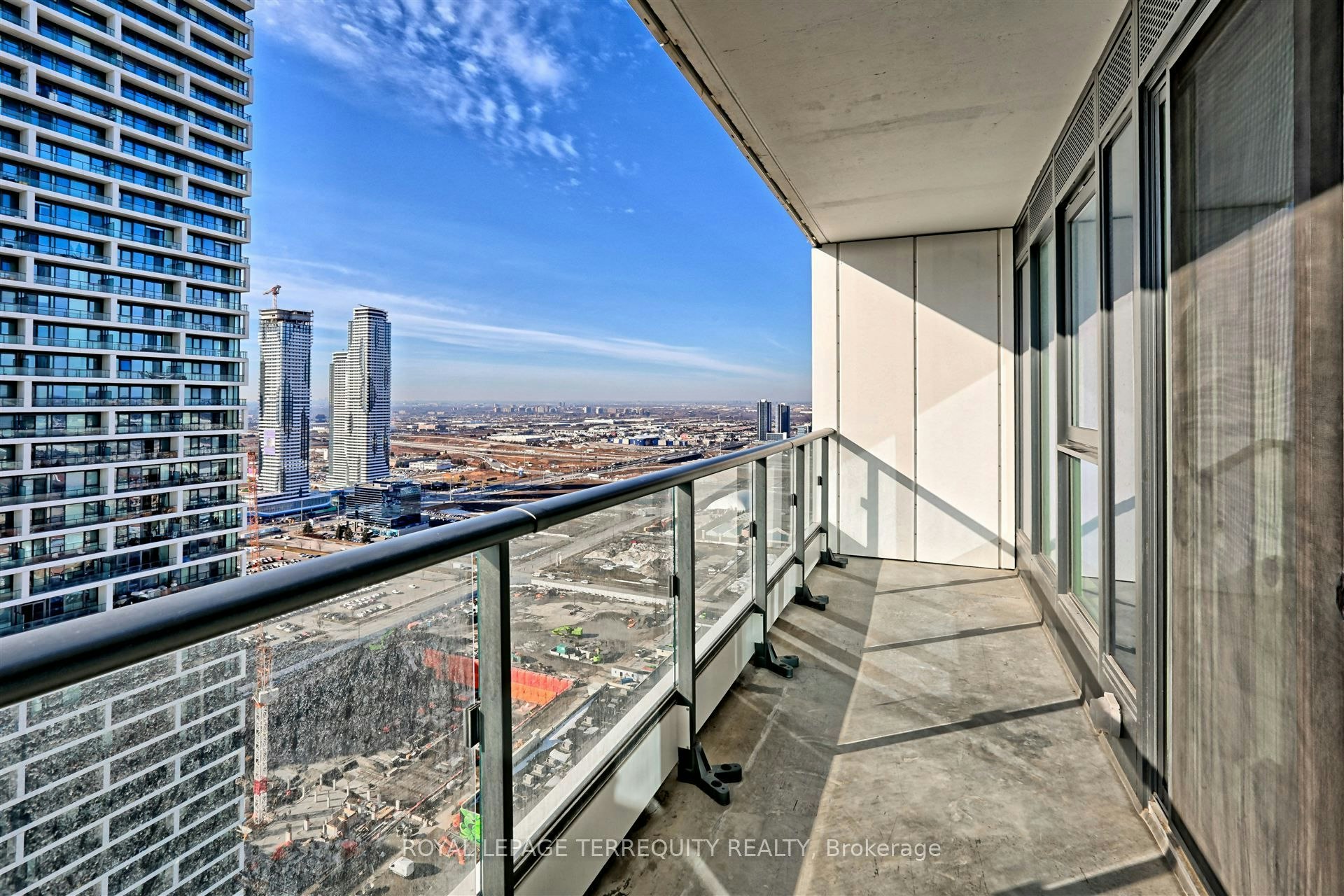 3707-898 Portage Parkway, Vaughan, ON, L4K 0J6 - 10