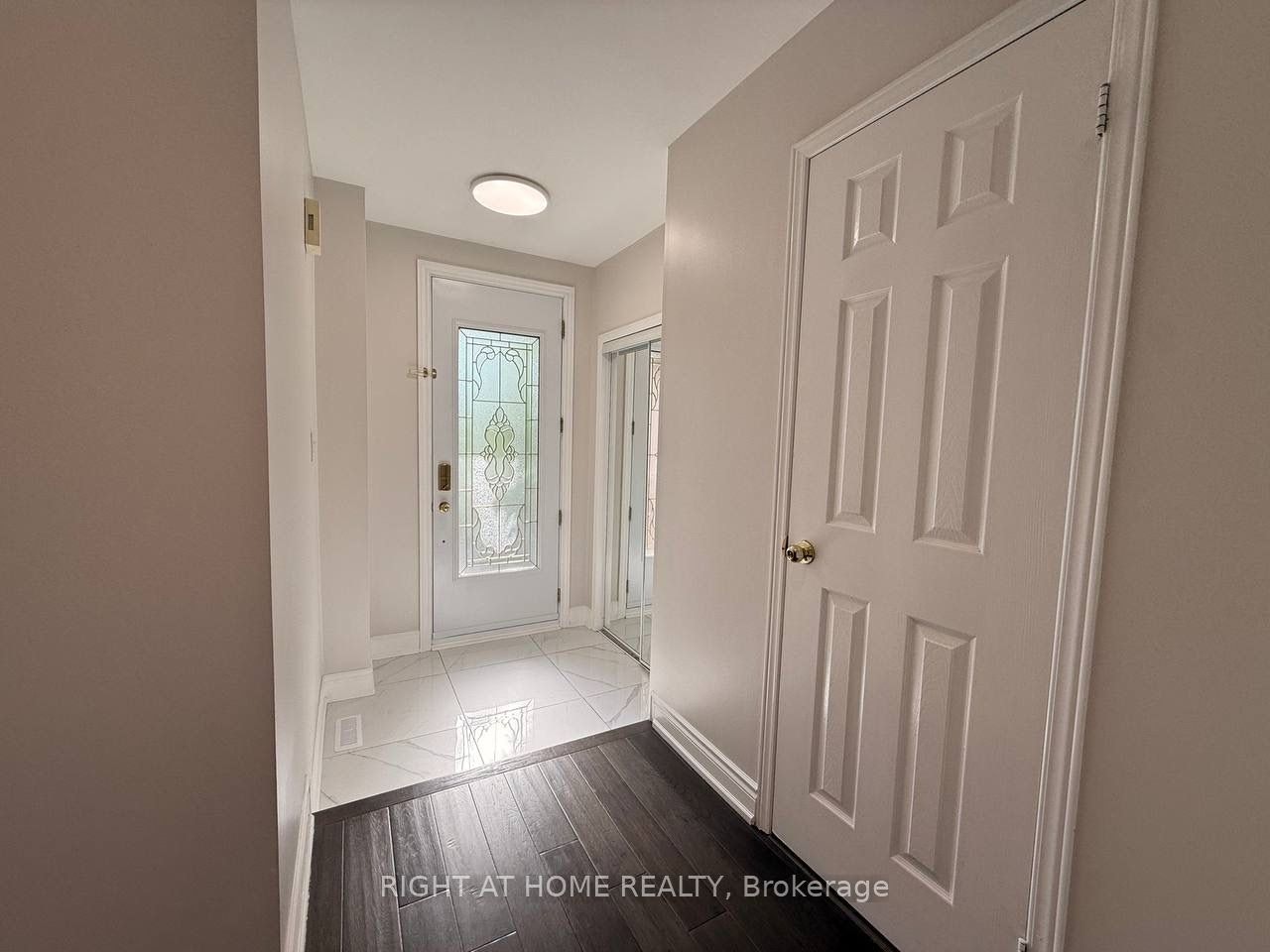Upper-746 Walpole Crescent, Newmarket, ON, L3X 2B1 - 3