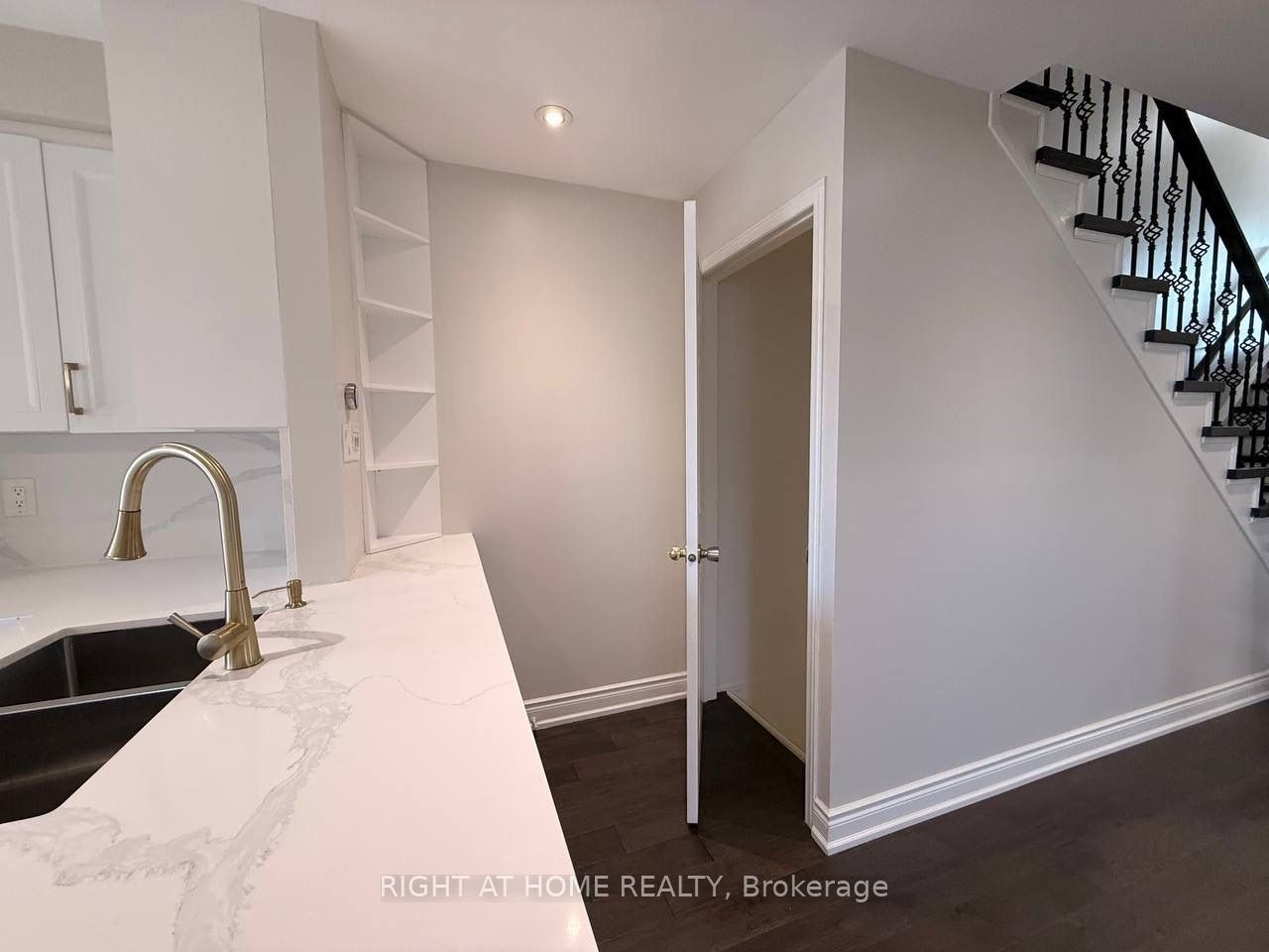 Upper-746 Walpole Crescent, Newmarket, ON, L3X 2B1 - 25