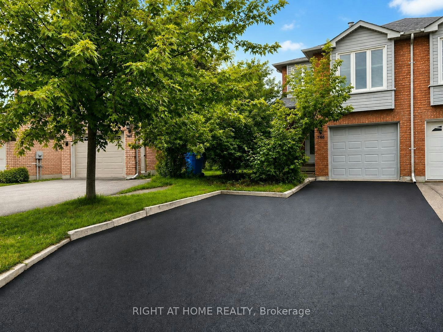 Upper-746 Walpole Crescent, Newmarket, ON, L3X 2B1