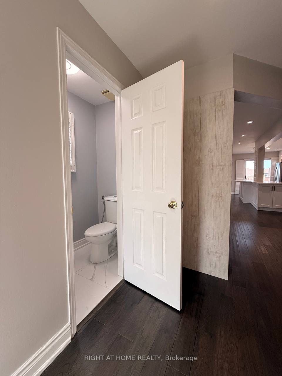 Upper-746 Walpole Crescent, Newmarket, ON, L3X 2B1 - 4