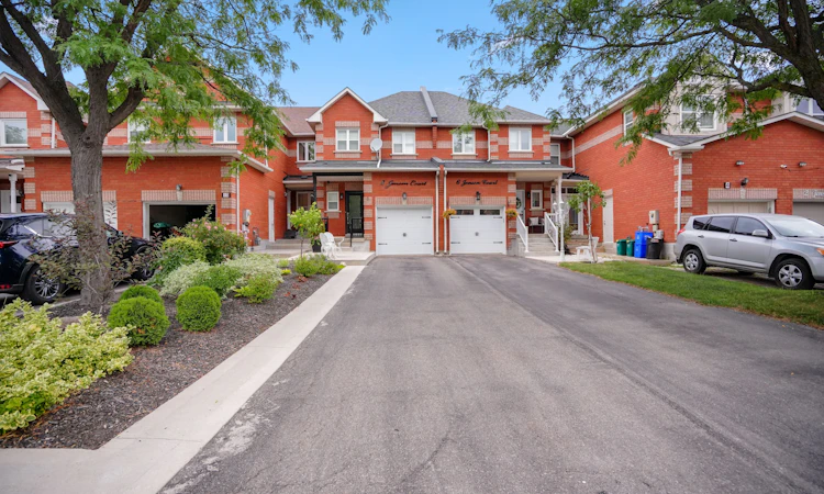 8 Jensen Court