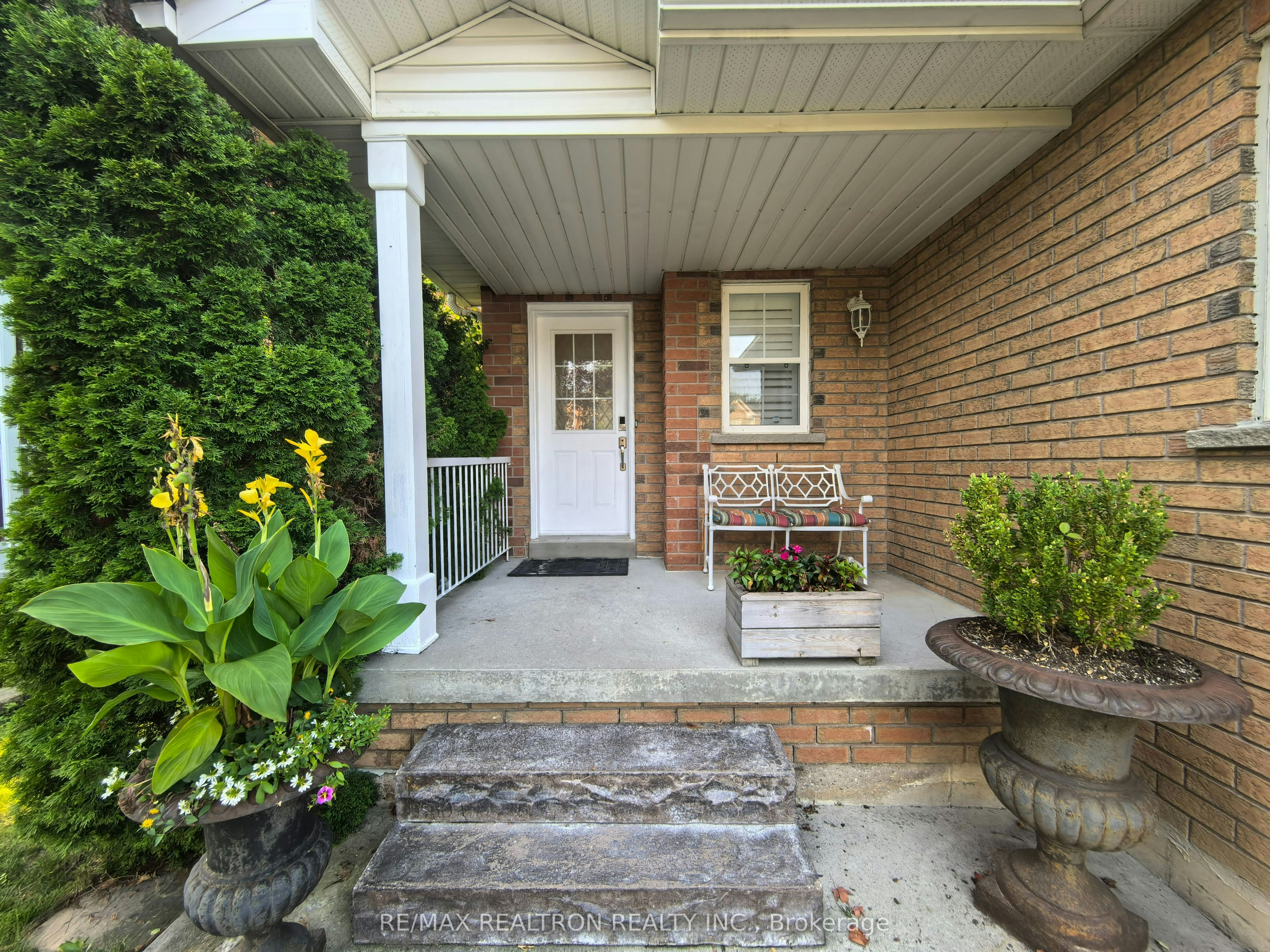 Main & 2nd Floor-18 Nantucket Drive, Richmond Hill, ON, L4E 3V1 - 5