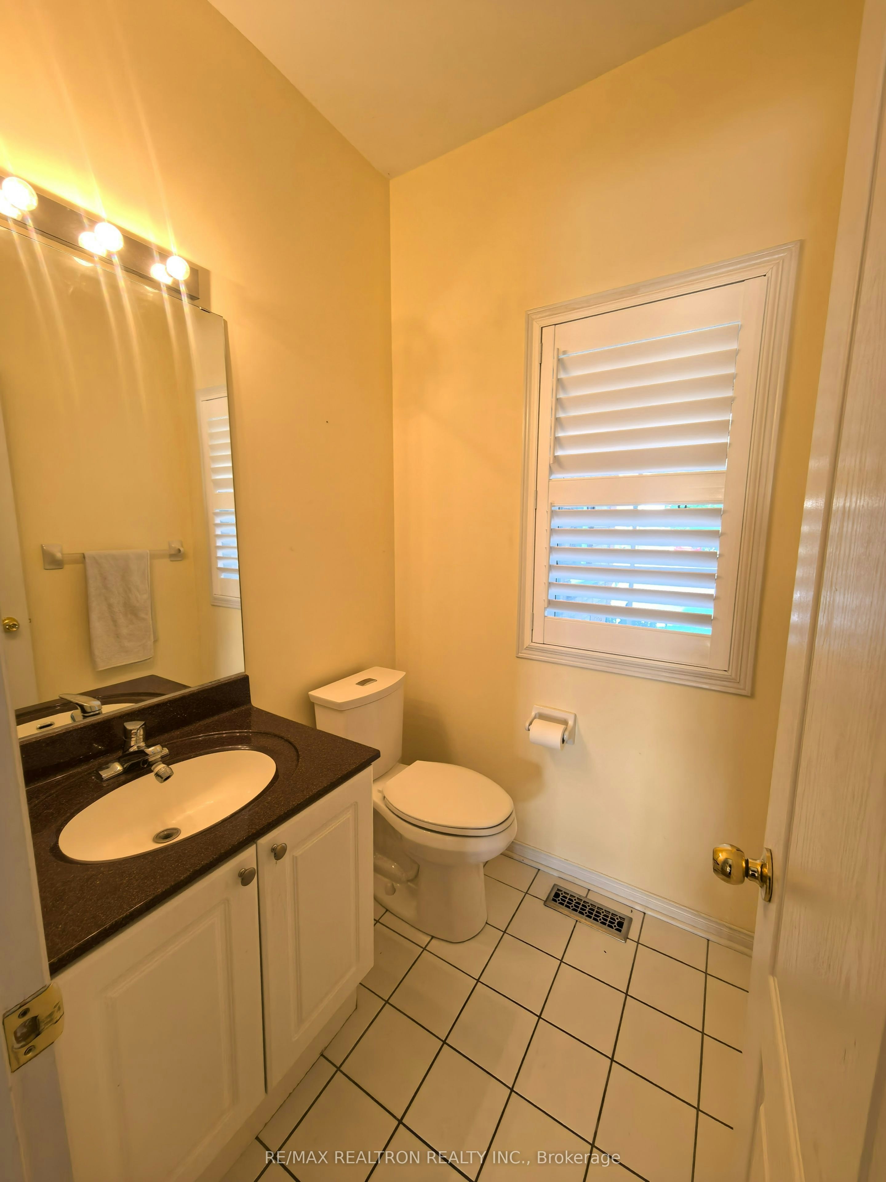 Main & 2nd Floor-18 Nantucket Drive, Richmond Hill, ON, L4E 3V1 - 15